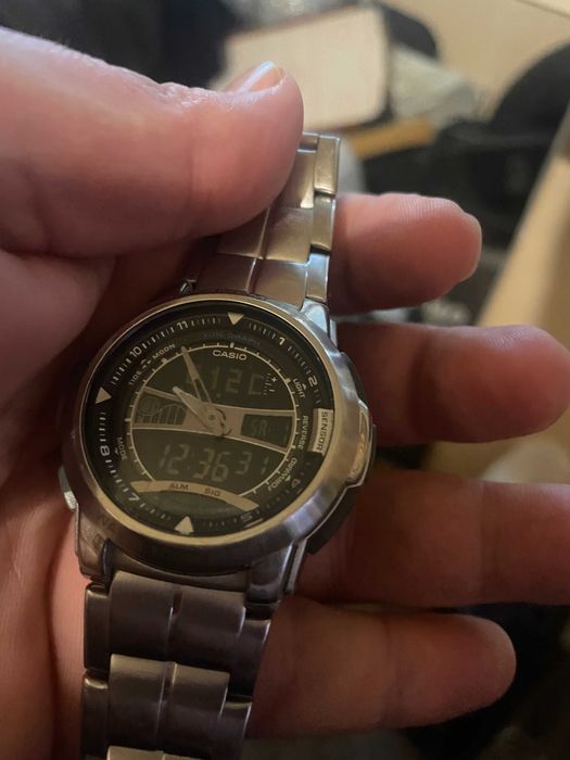 Часовник Casio Outgear AQF-101WD-1BV , Термометър