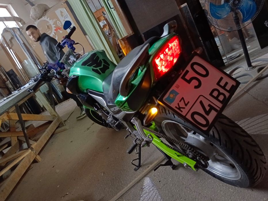 Продам мотоцикл racer fighter 300