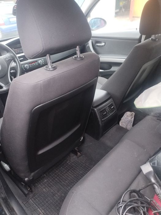 Vand BMW seria 3 e 90 kombi