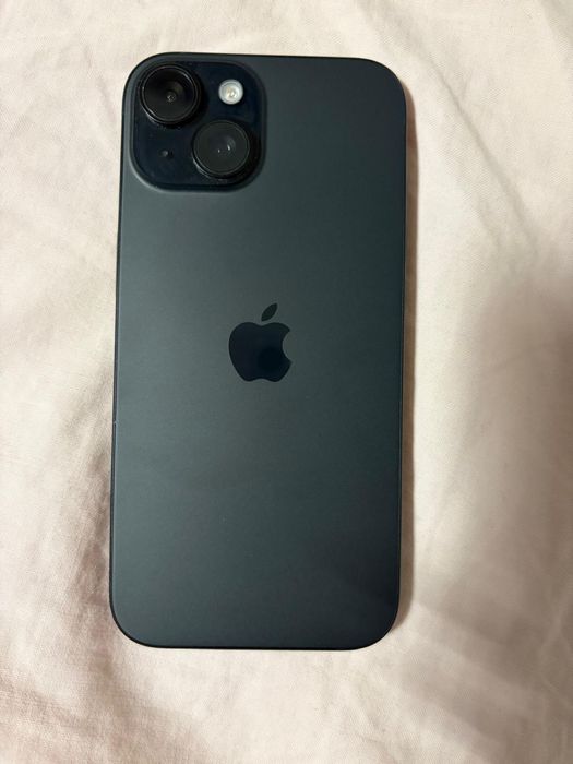 Vand IPhone 15 black
