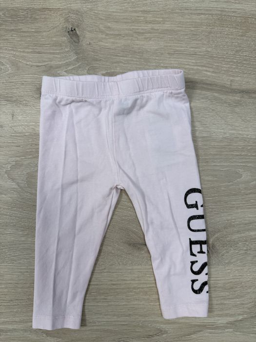 Кличне на Guess, 3 месеца