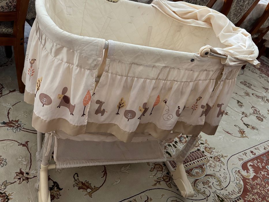 Люлька, кроватка для младенца