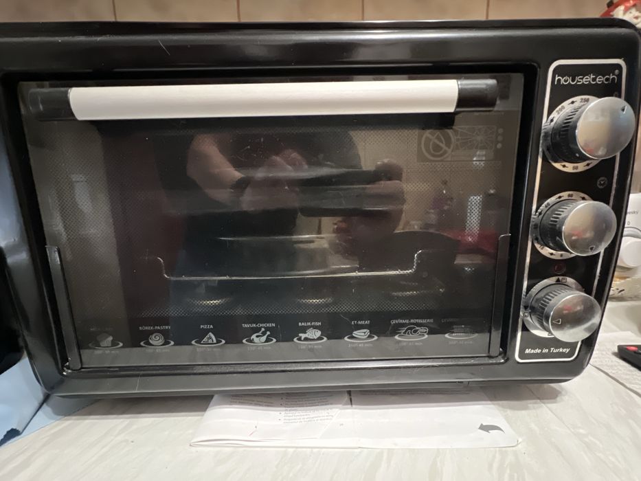 Cuptor electric housetech