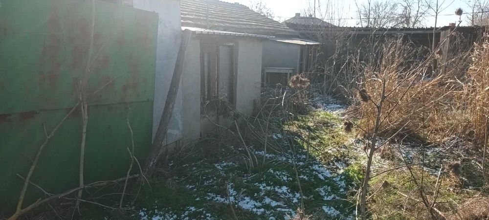 Працел в центъра на Българево