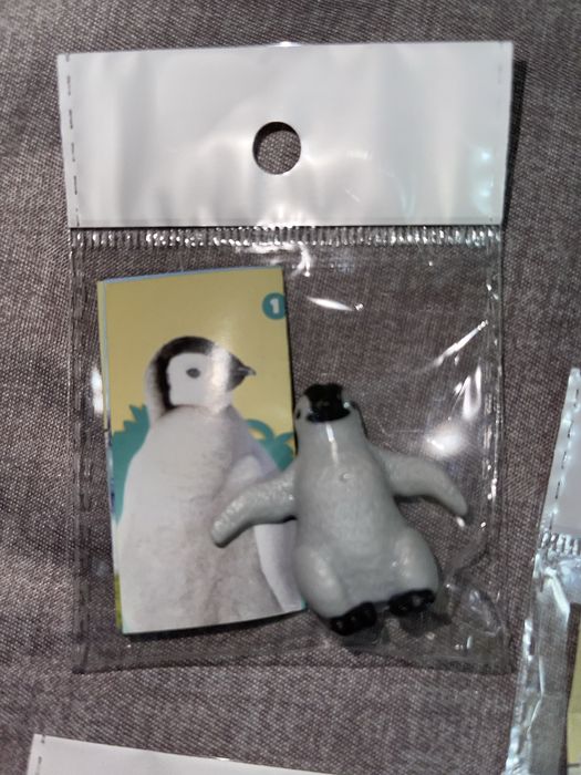 Продамe игрушки Kinder Surprise