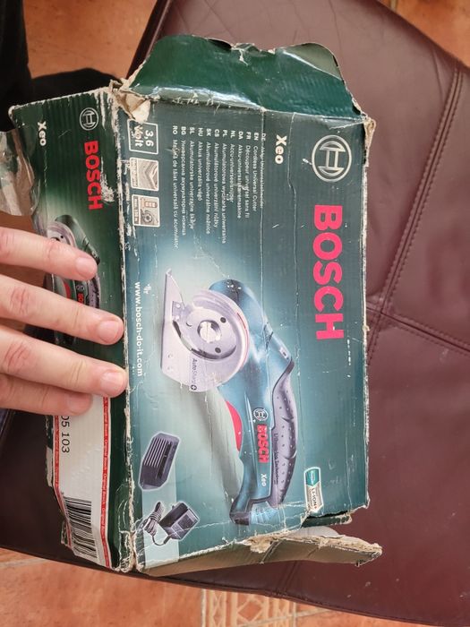 Bosch Xeo, mașina de tăiat covoare