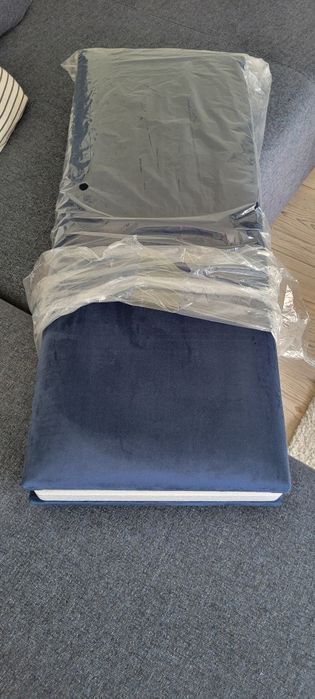 Тапицирана табла за легло Vänt