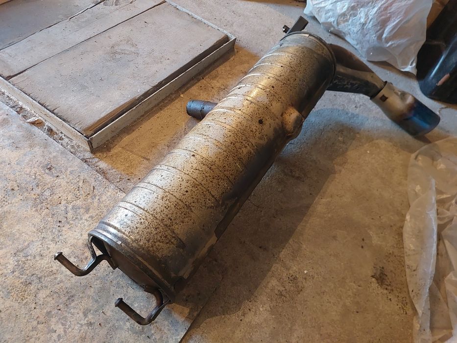 Глушитель RAV4 2 поколение