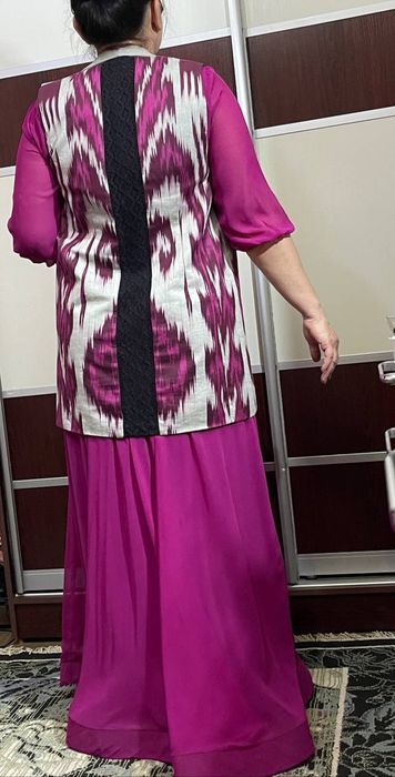 Комплект : платье и жакет из адраса