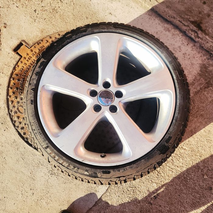 Jante toyota pe 18 all season