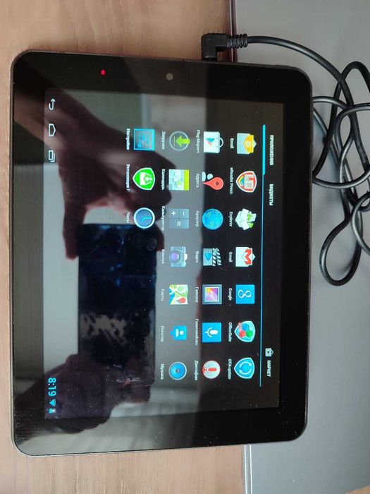 Планшет Prestigio отдам за 8000