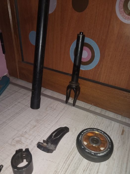 Части за тротинетка