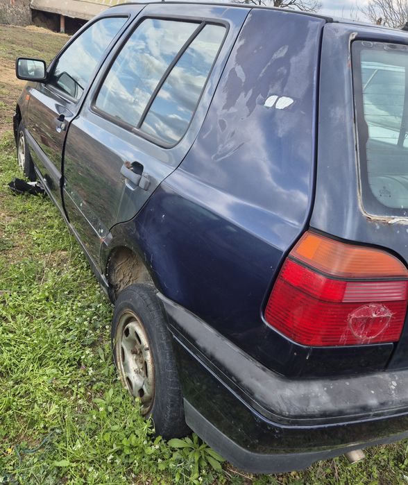 Голф 3  1.8 синхро 4х4 бракуван