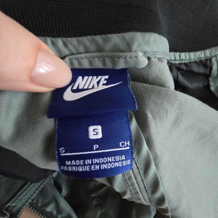 Nike sportwear  ветровка