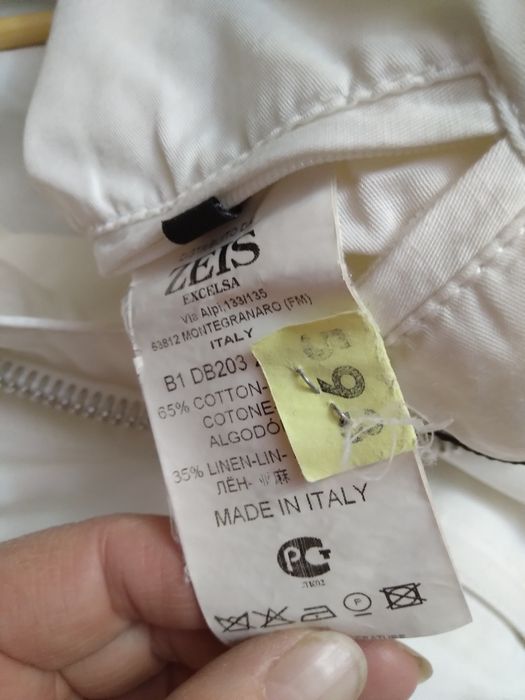 Продаются ветровки мужские