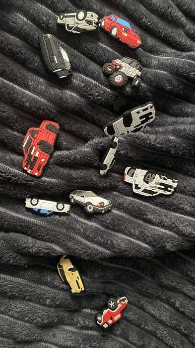 Джиббитсы украшения для кроксов