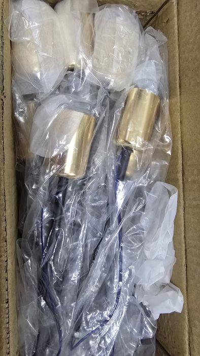 Plafoniera noua, 8 brate