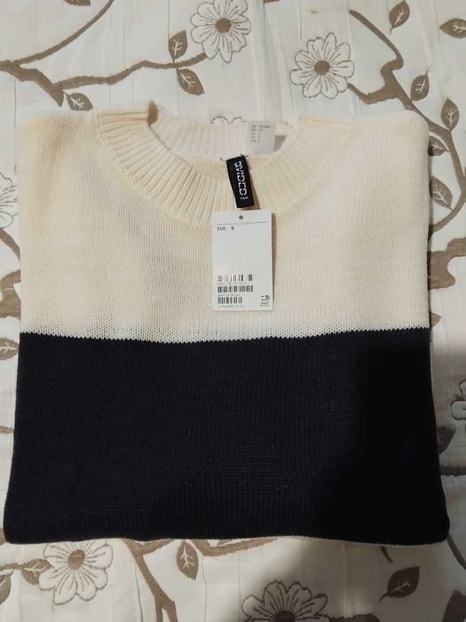 Нов пуловер  на HM