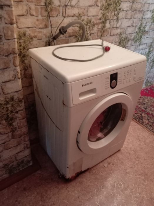 Продам стиральную машинку