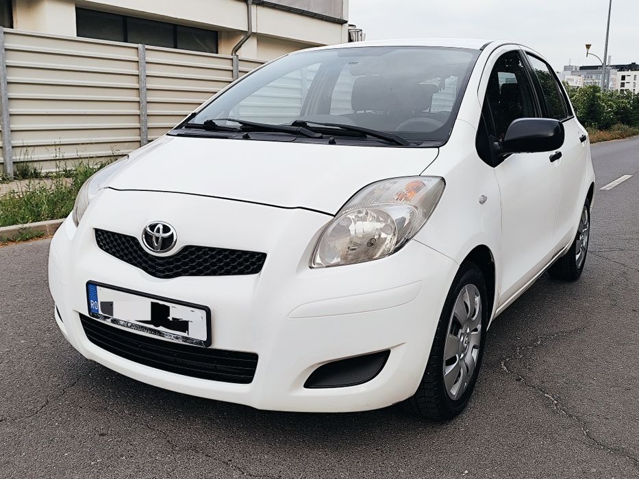 TOYOTA Yaris 2012 — imagine 2