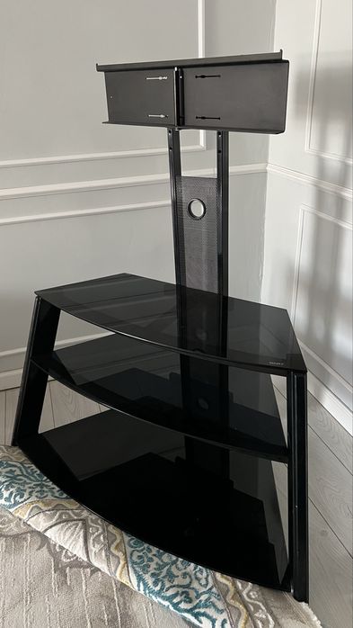 Тумба для ТВ в идеальном состоянии