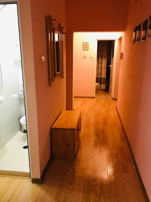 Дава се под наем Двустаен апартамент в Пазарджик, Запад - 70 кв.м за 229.5 € - Снимка #2