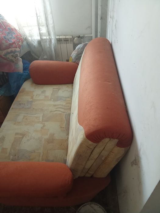 Vând mobila 500 lei