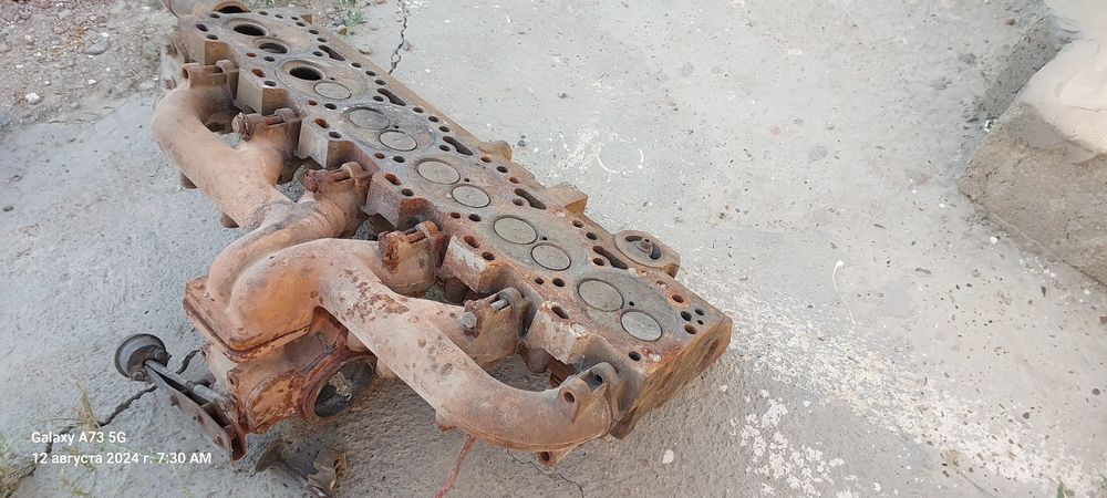 Головка блок трактор магнум и другие.  Рабочий