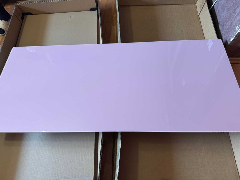 Електрическо бюро OffiGo с регулируема височина, чекмедже и USB – розово