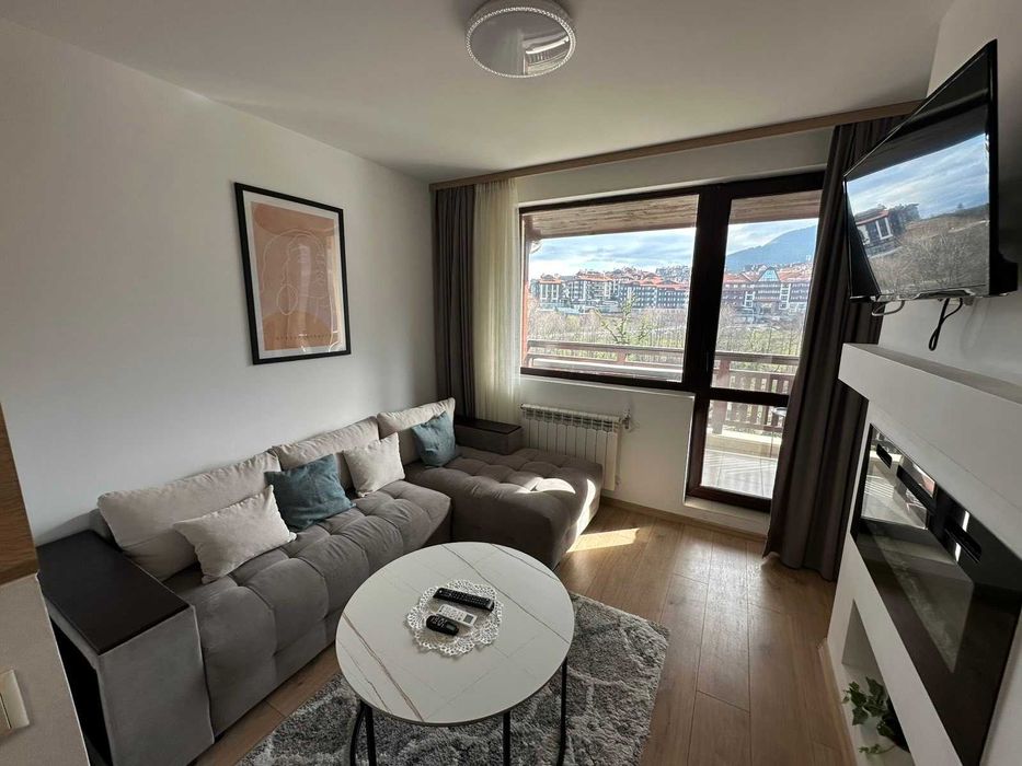 Двустаен апартамент с уникална гледка в комплекс Orbilux, Банско