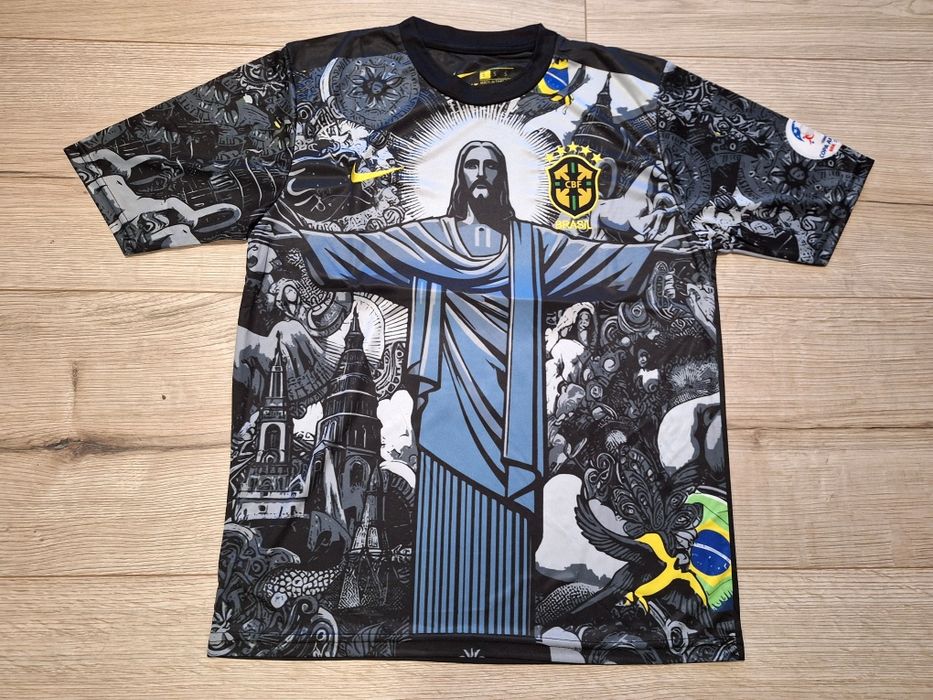 Футболна фланелка на Бразилия #Неймар #10# специално издание!