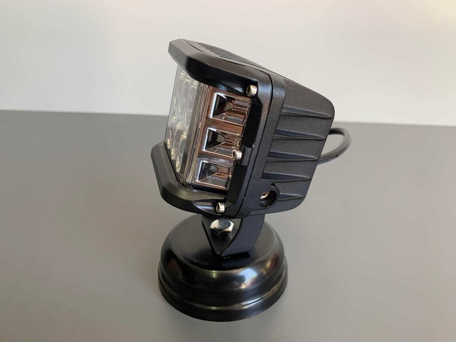 Proiector auto LED 36W FLASH, semnal galben stroboscopic