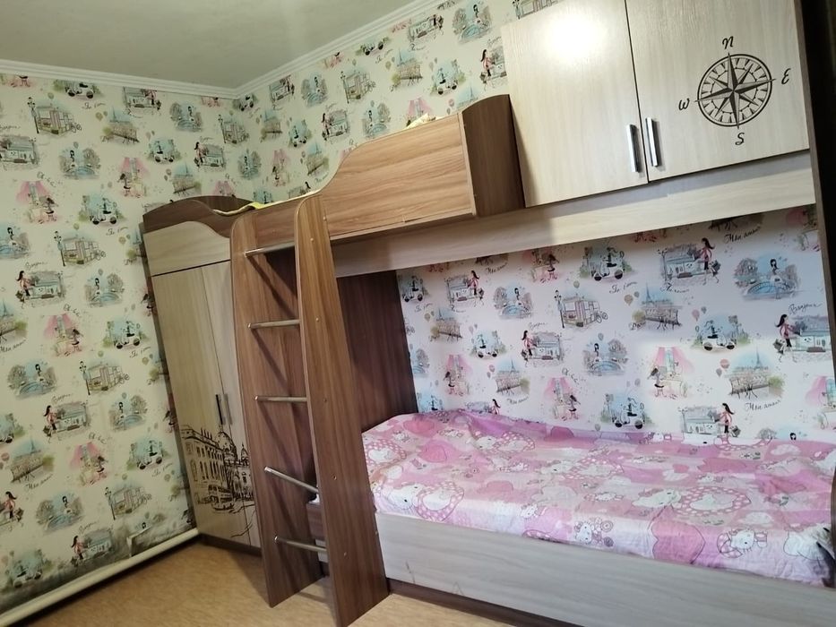 Продам двухъярусную кровать