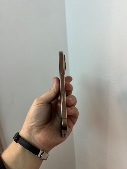 iPhone 16 Pro Max Piese Recarosare