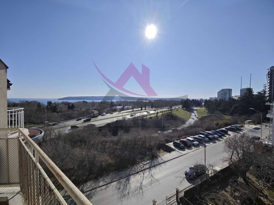 Атрактивен -двустаен -Бриз