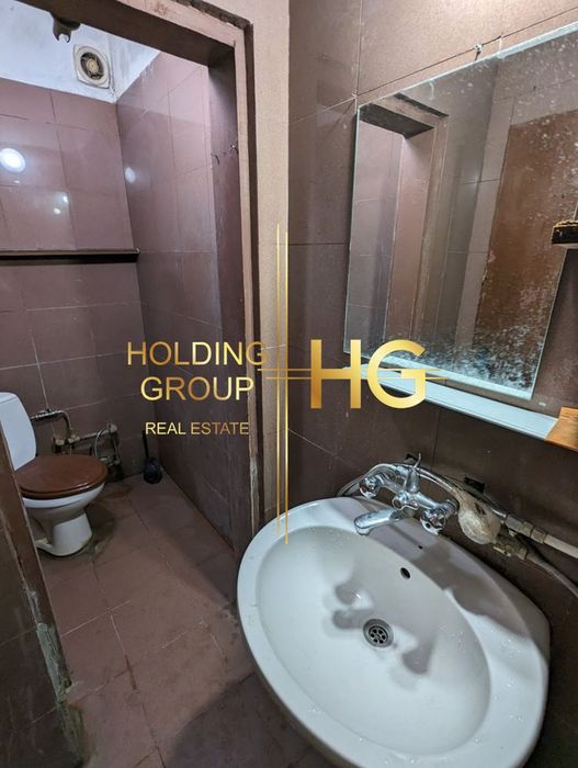 Продава се Едностаен апартамент в Варна, Център - 10 кв.м за 3250 €/кв.м - Снимка #6