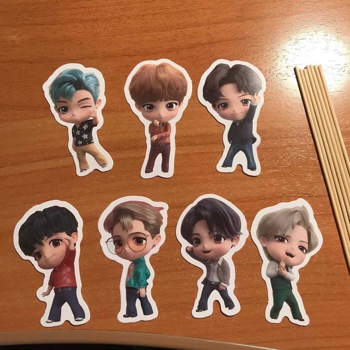 Наклейки для девочек