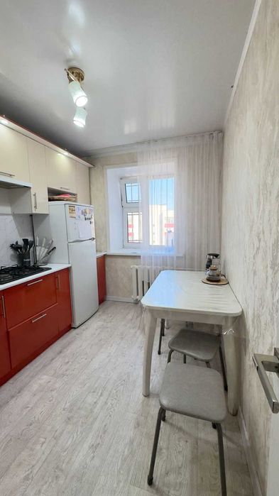 Продам 3-х комн квартиру 19 мкрн