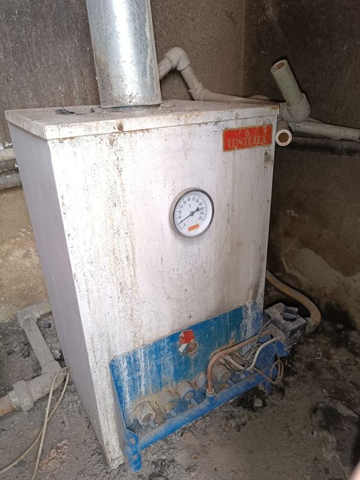 Продам напольный газовый котел Unilux