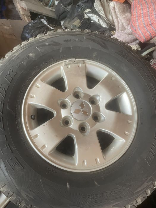 Диски с резиной на паджеро 3