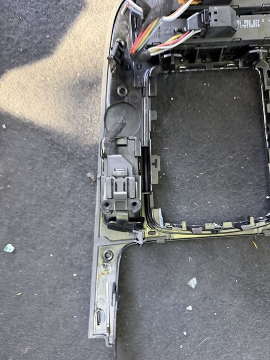 Декоративна рамка за централна конзола Audi Q5 / A4 / A5 | 8K0864261F