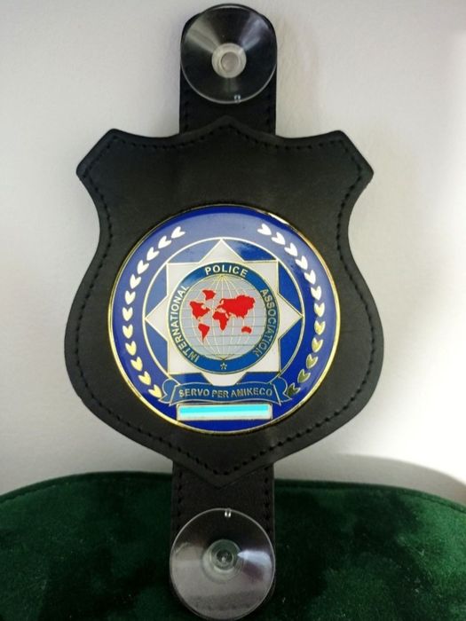 Insigna pentru colecționari