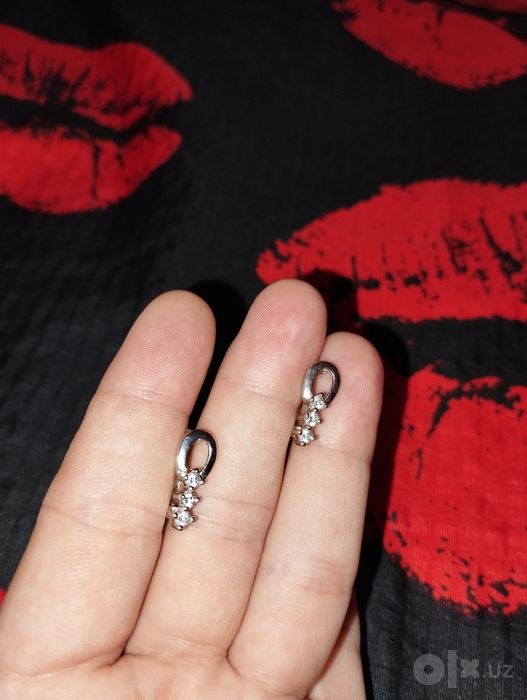 Серебряные серьги в виде Капли
