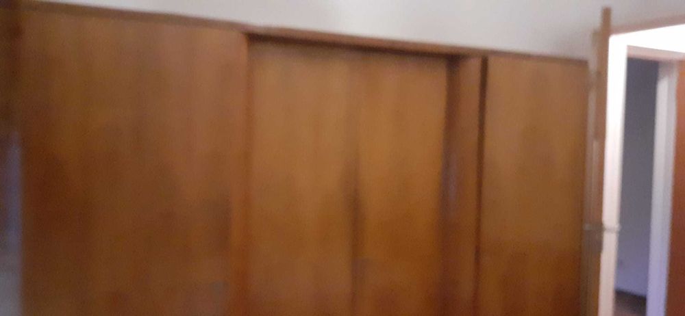 mobila din lemn masiv pt incaperi rustice pt.turism traditional