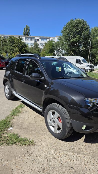 Se vinde Duster 4x4 2011
