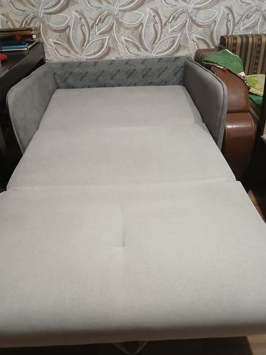 Продам диван пр. Россия