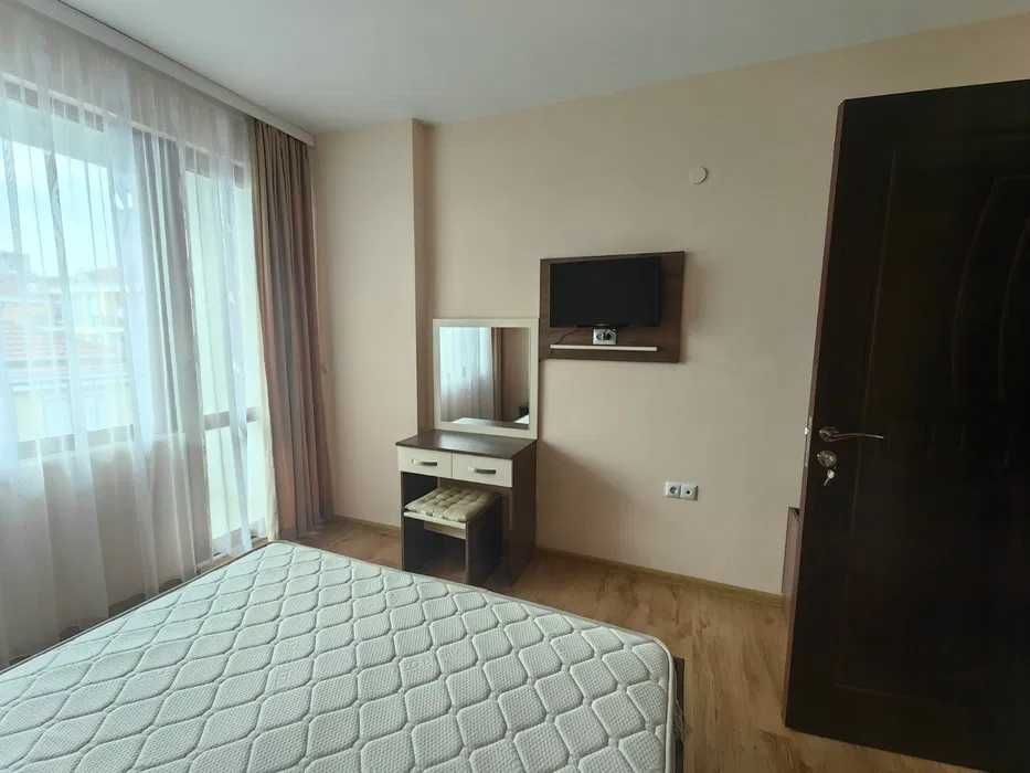 Продава се Тристаен апартамент в Свети Влас - 80 кв.м за 1625 €/кв.м - Снимка #4