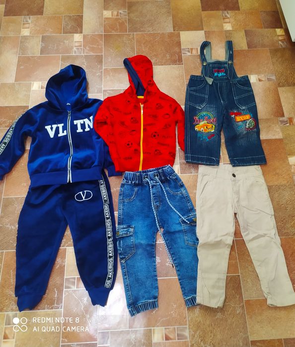 Продам пакет детских вещей