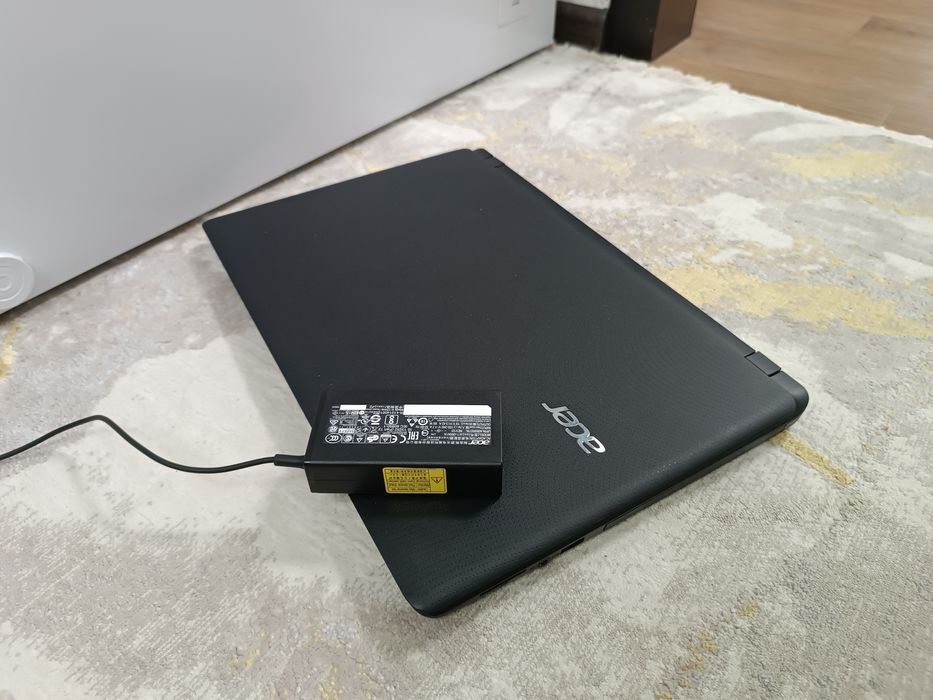 Ноутбук ACER Windows 10.