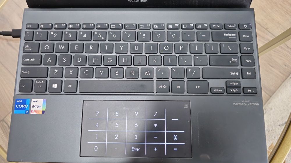 Laptop Asus Zenbook i7 UX325ea Oled